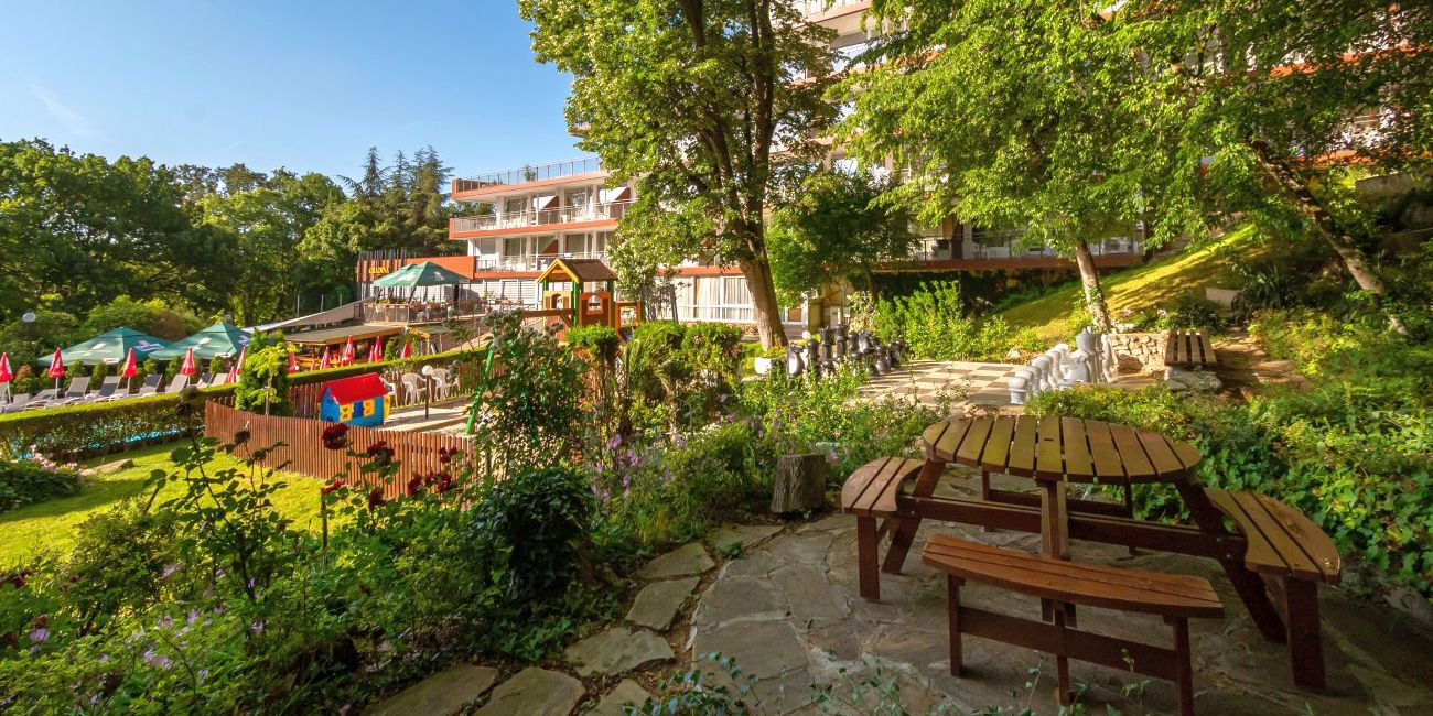 BSA Hotel Gradina 4*  Nisipurile de Aur 