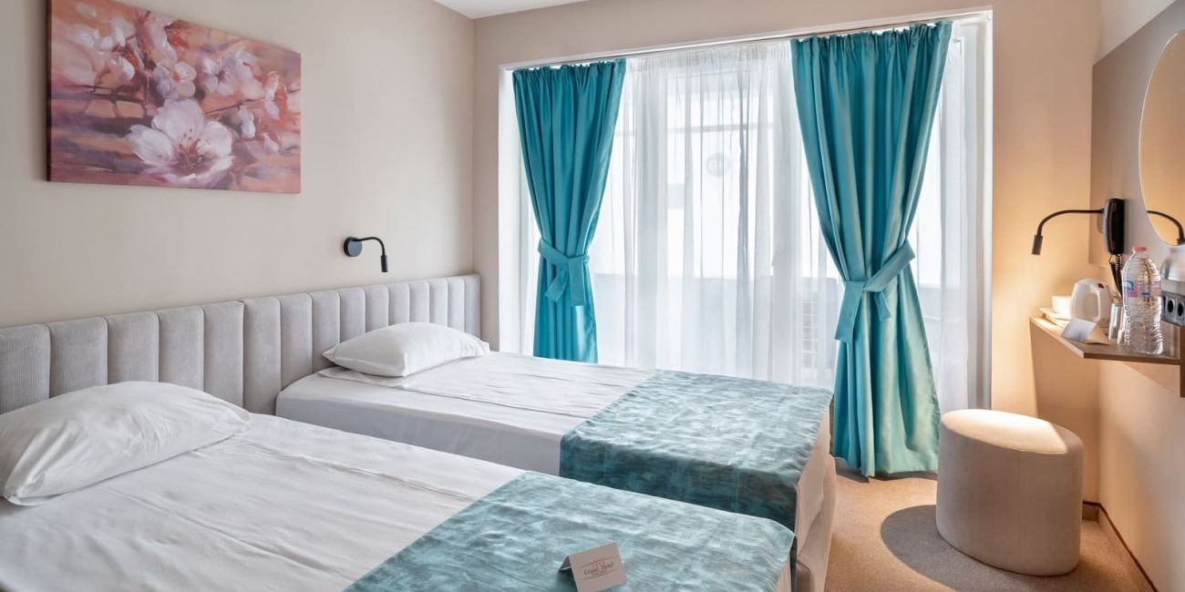 Grand Hotel Sunny Beach 4*  Sunny Beach 