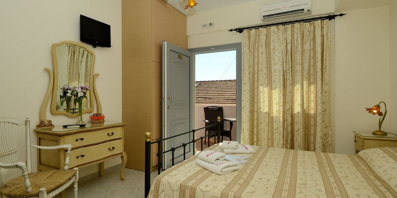 Hotel Acrothea 3*  Parga 