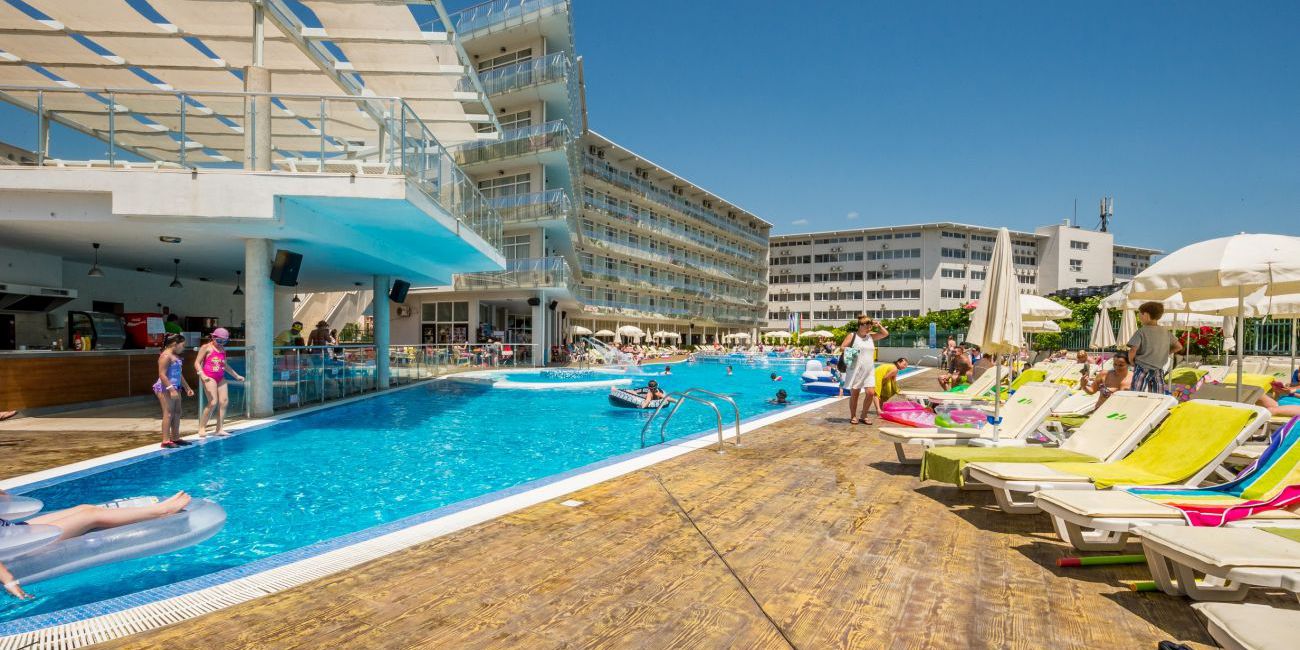 Hotel Aqua Nevis Club 4* Sunny Beach 