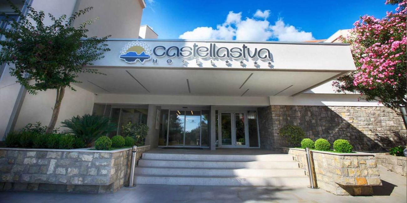 Hotel Castellastva 4*  Petrovac 