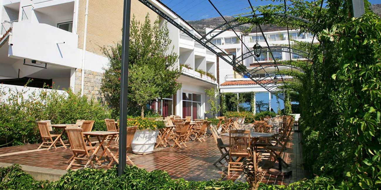 Hotel Palas 4* Petrovac 