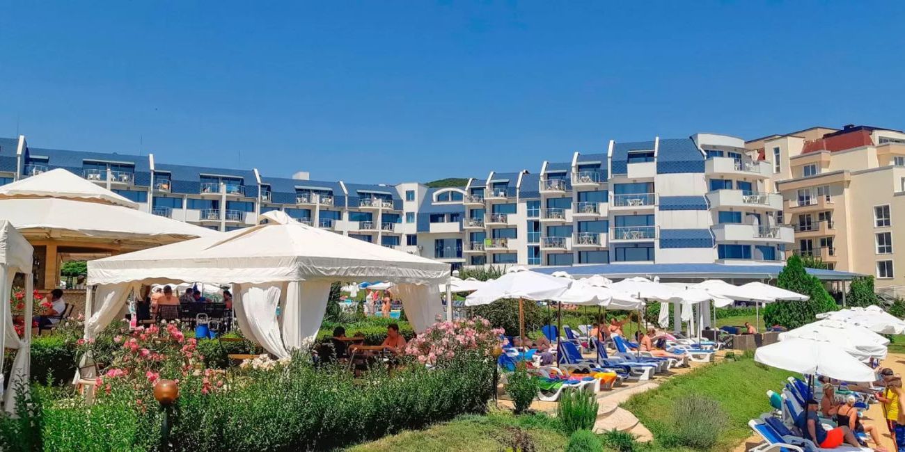 Hotel Sineva Beach  4*  Sveti Vlas 