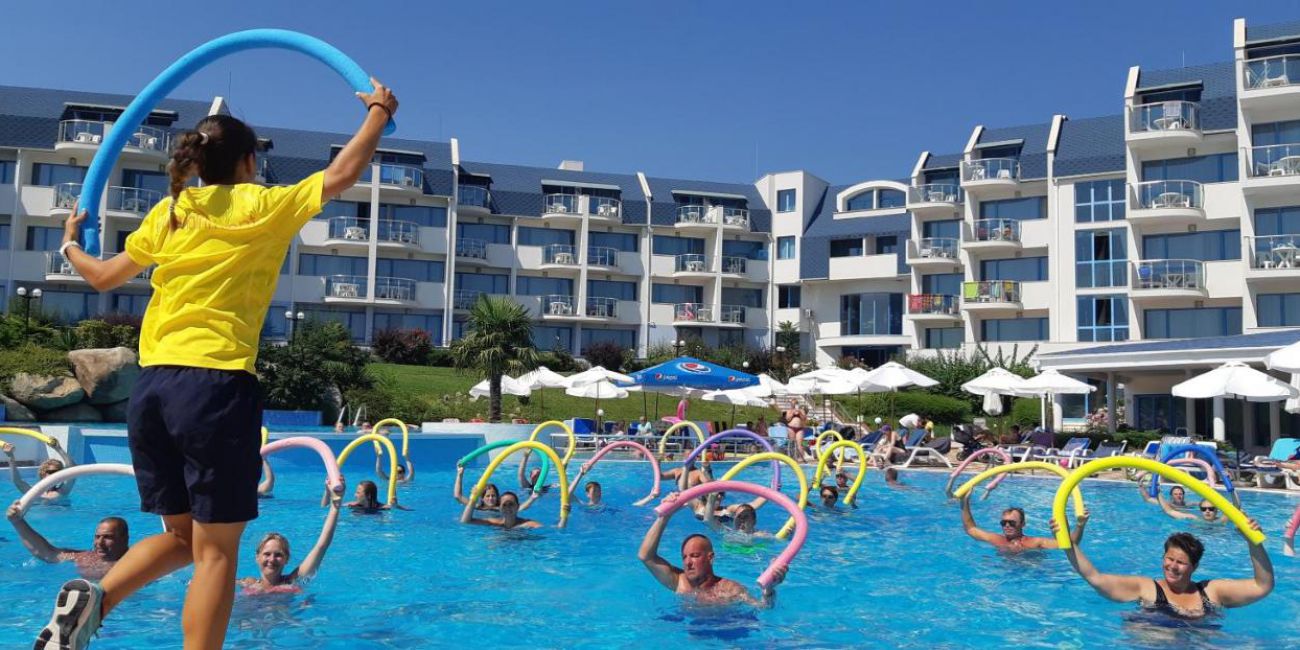 Hotel Sineva Beach  4*  Sveti Vlas 