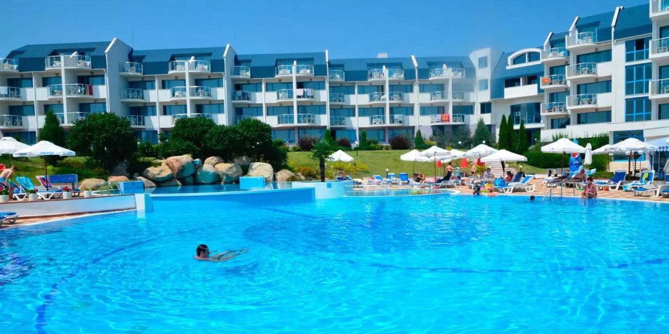 Hotel Sineva Beach  4*  Sveti Vlas 