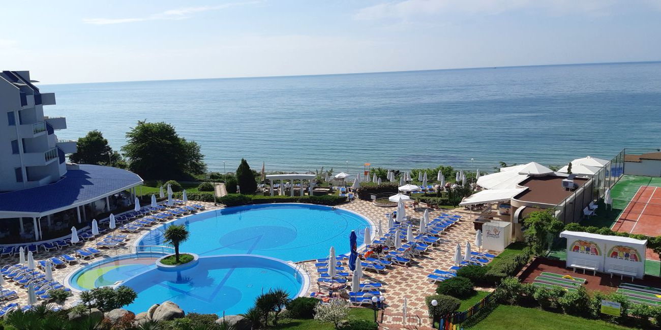 Hotel Sineva Beach  4*  Sveti Vlas 