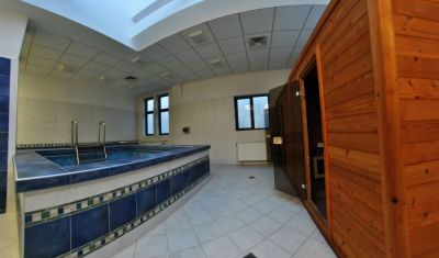 Imagine pentru Hotel Covasna/Cerbul 3* valabile pentru 1 Decembrie 2024