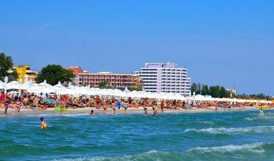 Imagine pentru Complex Mediteranean Mamaia 3* valabile pentru 1 Mai 2025