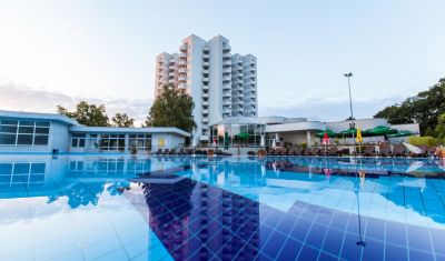 Imagine pentru Hotel International 4* valabile pentru 1 Mai 2025