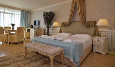 Imagine pentru Hotel Therma Palace 5* valabile pentru 1 Mai 2025