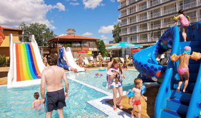 Imagine pentru Hotel Tiara Beach 4* valabile pentru 1 Mai 2025