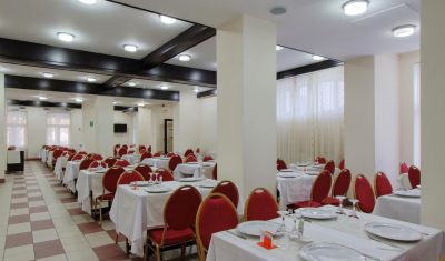 Imagine pentru Hotel Central 3* valabile pentru Balneo 2025