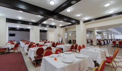 Imagine pentru Hotel Central 3* valabile pentru Balneo 2025