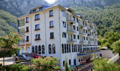 Imagine pentru Hotel Golden Spirit 3* valabile pentru Balneo 2025