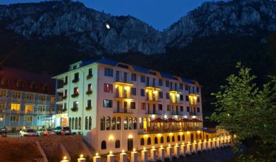 Imagine pentru Hotel Golden Spirit 3* valabile pentru Balneo 2025