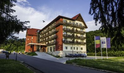 Imagine pentru Hotel TTS Spa & Wellness 4* valabile pentru Balneo 2025