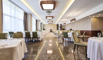 Imagine pentru Hotel Clermont 4*  valabile pentru Craciun 2024