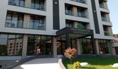 Imagine pentru Hotel President Spa 4* valabile pentru Craciun 2024