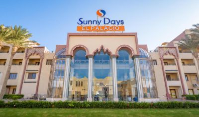 Imagine pentru Hotel Sunny Days Resort Spa & Aqua Park 4*  valabile pentru Craciun 2024