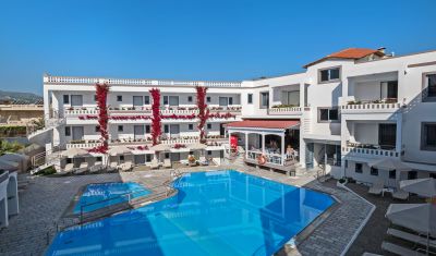 Imagine pentru Ariadne Hotel Apartments 2* valabile pentru Litoral 2025