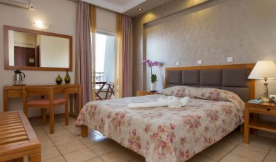 Imagine pentru Hotel Aethria 3* valabile pentru Litoral 2025