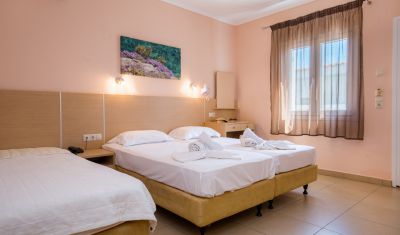 Imagine pentru Hotel Antonios 3* valabile pentru Litoral 2025