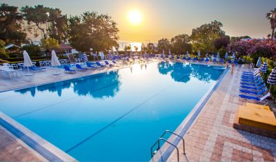 Imagine pentru Hotel Continental Palace 4* valabile pentru Litoral 2025