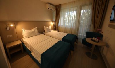 Imagine pentru Hotel Delfin 3*  valabile pentru Litoral 2025