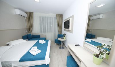 Imagine pentru Hotel Delfin 3*  valabile pentru Litoral 2025