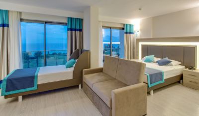 Imagine pentru Hotel Falcon 4* valabile pentru Litoral 2025