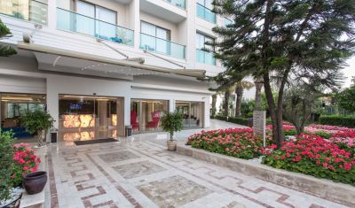 Imagine pentru Hotel Falcon 4* valabile pentru Litoral 2025