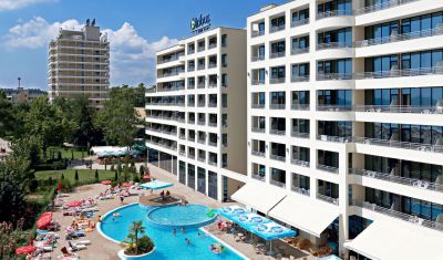 Imagine pentru Hotel Globus 4* valabile pentru Litoral 2025