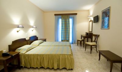 Imagine pentru Hotel Golden Sun 4* valabile pentru Litoral 2025