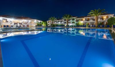 Imagine pentru Hotel Golden Sun 4* valabile pentru Litoral 2025