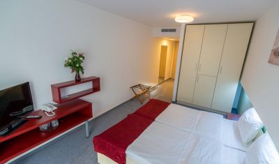 Imagine pentru Hotel Hefaistos 3* valabile pentru Litoral 2025