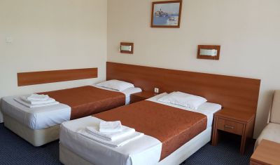 Imagine pentru Hotel Liani 3* valabile pentru Litoral 2025