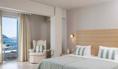 Imagine pentru Hotel Manoulas Beach 4* valabile pentru Litoral 2025