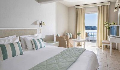 Imagine pentru Hotel Manoulas Beach 4* valabile pentru Litoral 2025