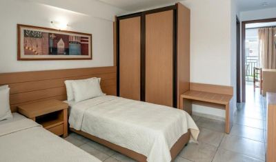 Imagine pentru Hotel Mediterraneo 4* valabile pentru Litoral 2025