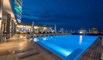 Imagine pentru Hotel Opera 4* valabile pentru Litoral 2025