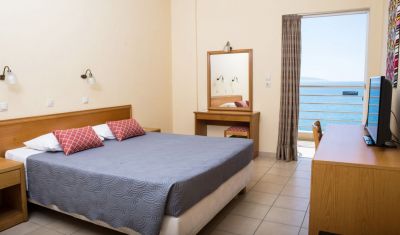 Imagine pentru Hotel Ostria 3* valabile pentru Litoral 2025