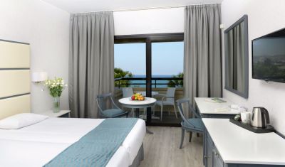 Imagine pentru Hotel Palm Beach 4* valabile pentru Litoral 2025