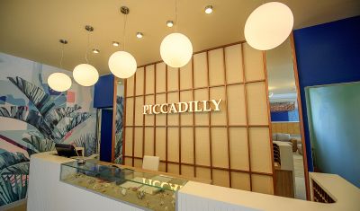 Imagine pentru Hotel Piccadilly 3* valabile pentru Litoral 2025