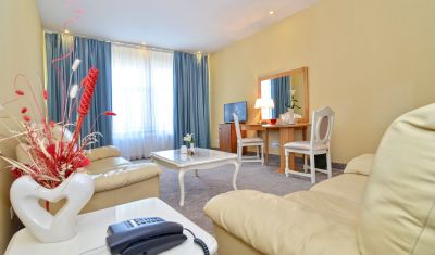 Imagine pentru Hotel Queen Vera 4* valabile pentru Litoral 2025