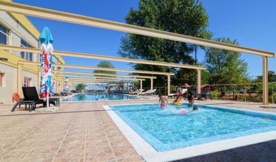 Imagine pentru Hotel Queen Vera 4* valabile pentru Litoral 2025