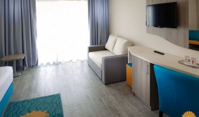 Imagine pentru Hotel Riviera 3* valabile pentru Litoral 2025