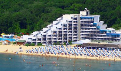 Imagine pentru Hotel Slavuna 3*  valabile pentru Litoral 2025