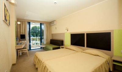 Imagine pentru Hotel Slavuna 3*  valabile pentru Litoral 2025