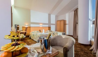 Imagine pentru Hotel Zenith 4* valabile pentru Litoral 2025