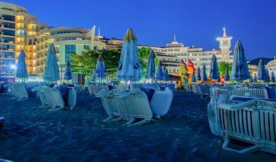 Imagine pentru Hotel Zenith 4* valabile pentru Litoral 2025